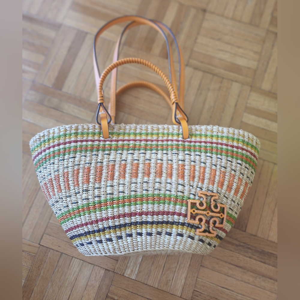 Brand new unused Tory Burch Ella straw striped bag.